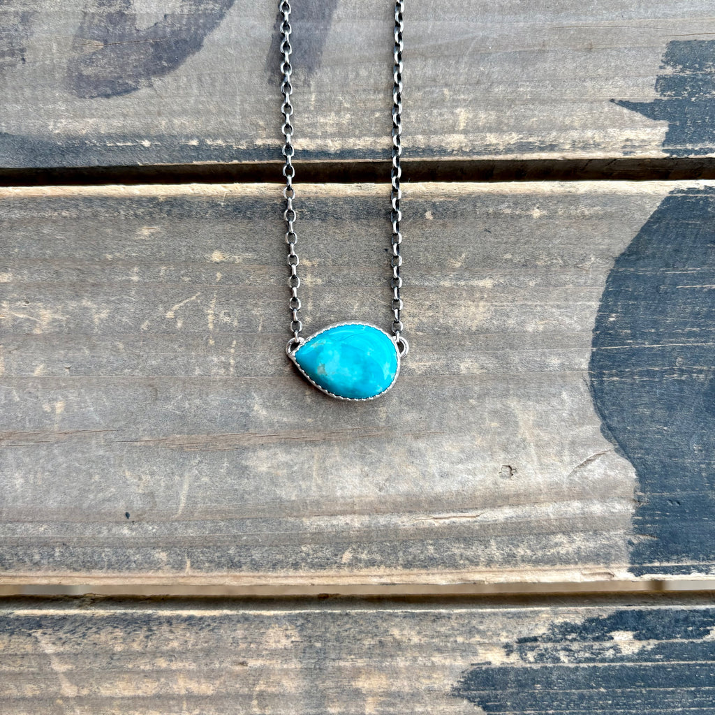 The "Adorn" Necklace